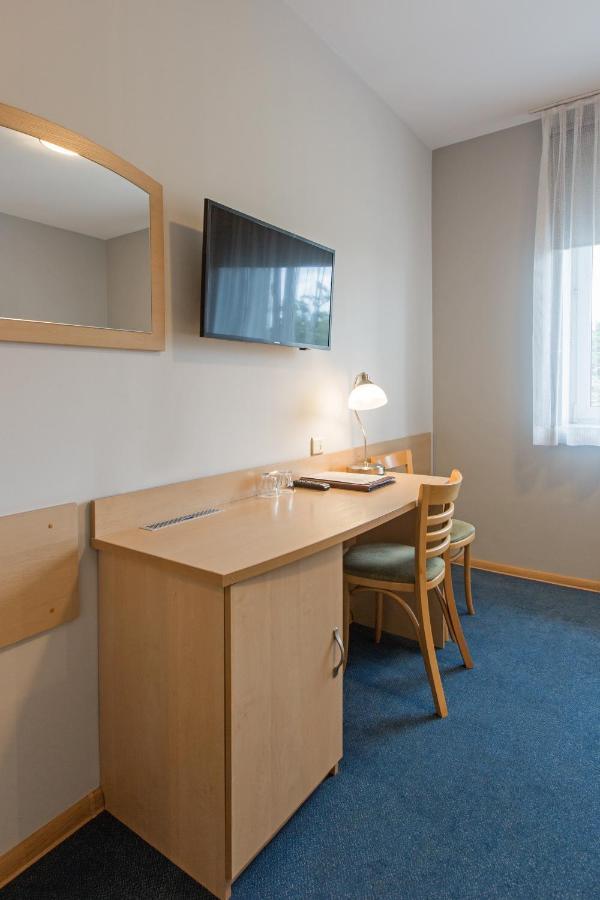 גליביצ'ה Hotel Labedy מראה חיצוני תמונה