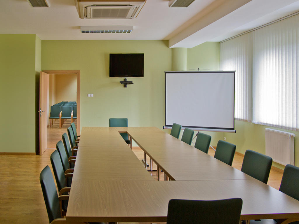 גליביצ'ה Hotel Labedy מראה חיצוני תמונה